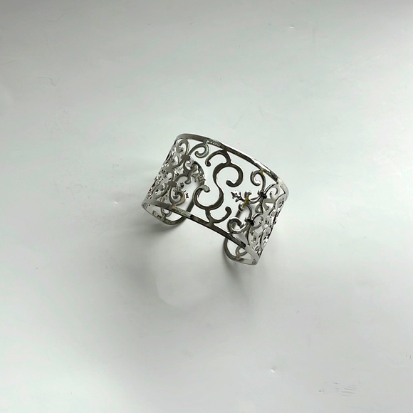 Silver Metal Cuff Bangle Bracelet with Pattern - Picture 1 of 6